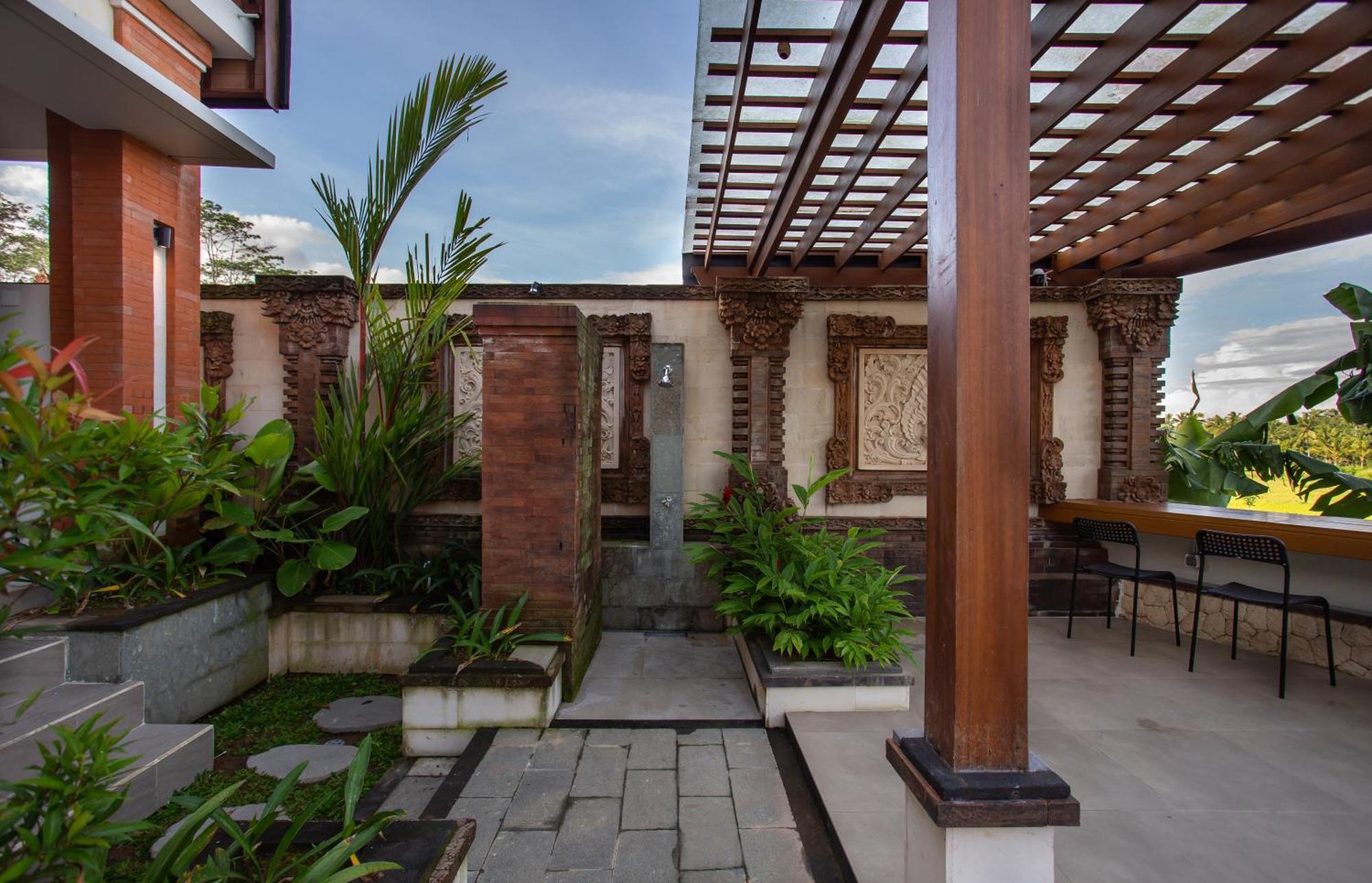 Griya D'Carik Hotel Perean Exterior photo